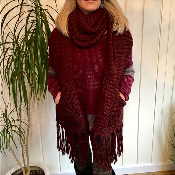 POCKET KNIT SCARF - Picture 3 of 8